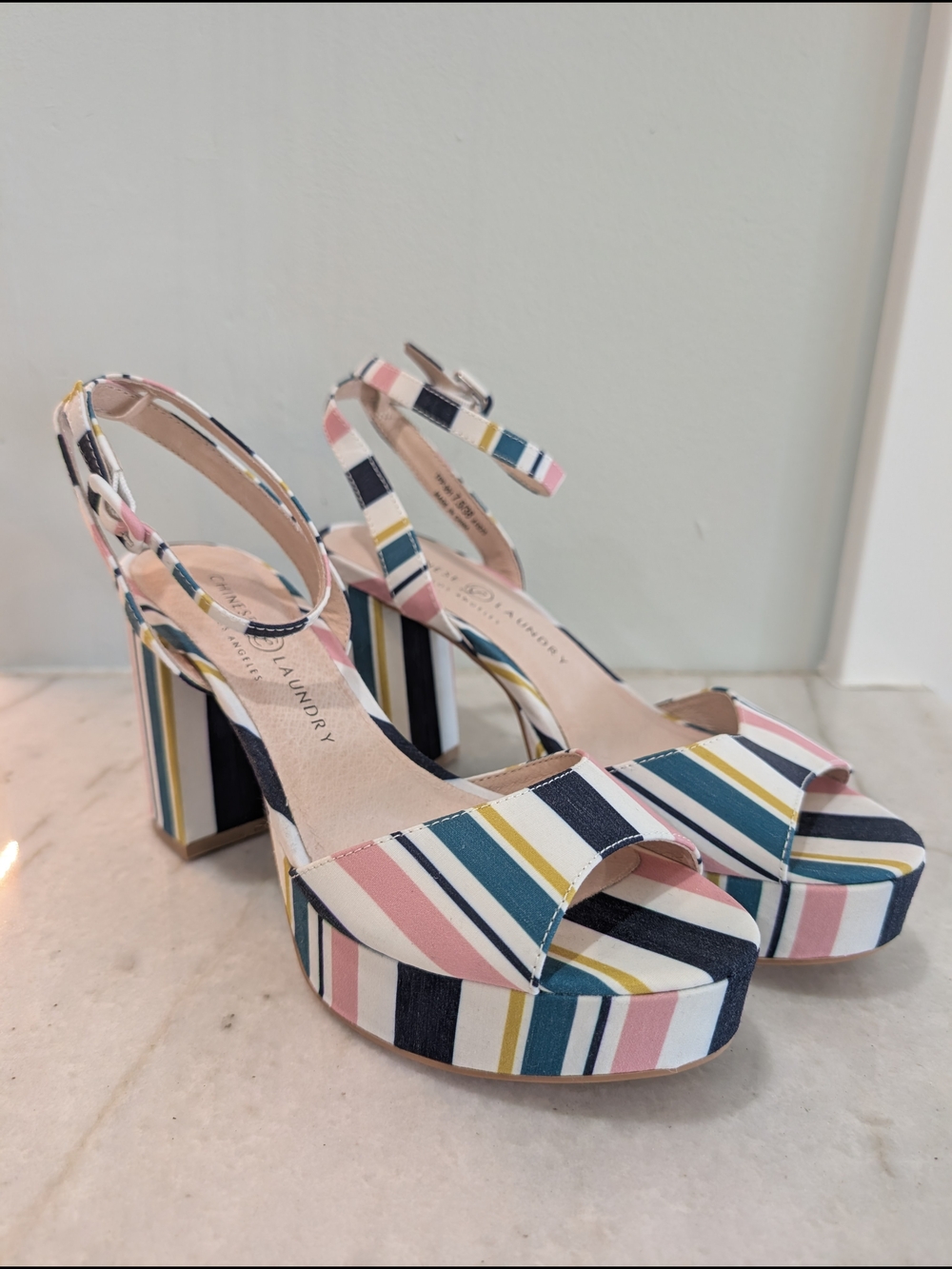 Chinese Laundry Striped 4" Platform Sandals in Navy And Pink Women's Size 7.5
